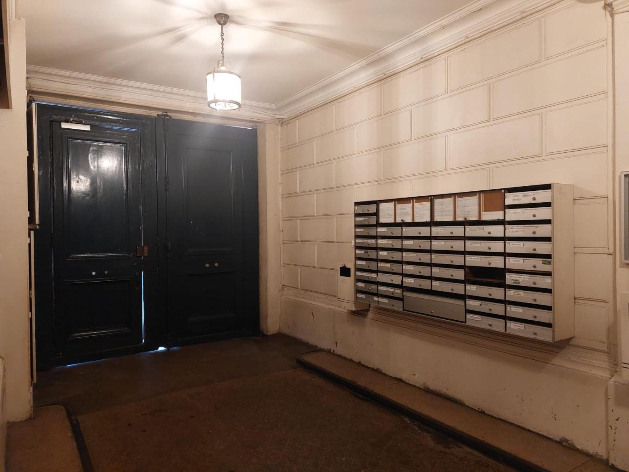 Paris Bastille Bercy Gare De Lyon Chambre Climatisee 9M2 Ideal 1 Pers ,Max 2 Pers Extérieur photo