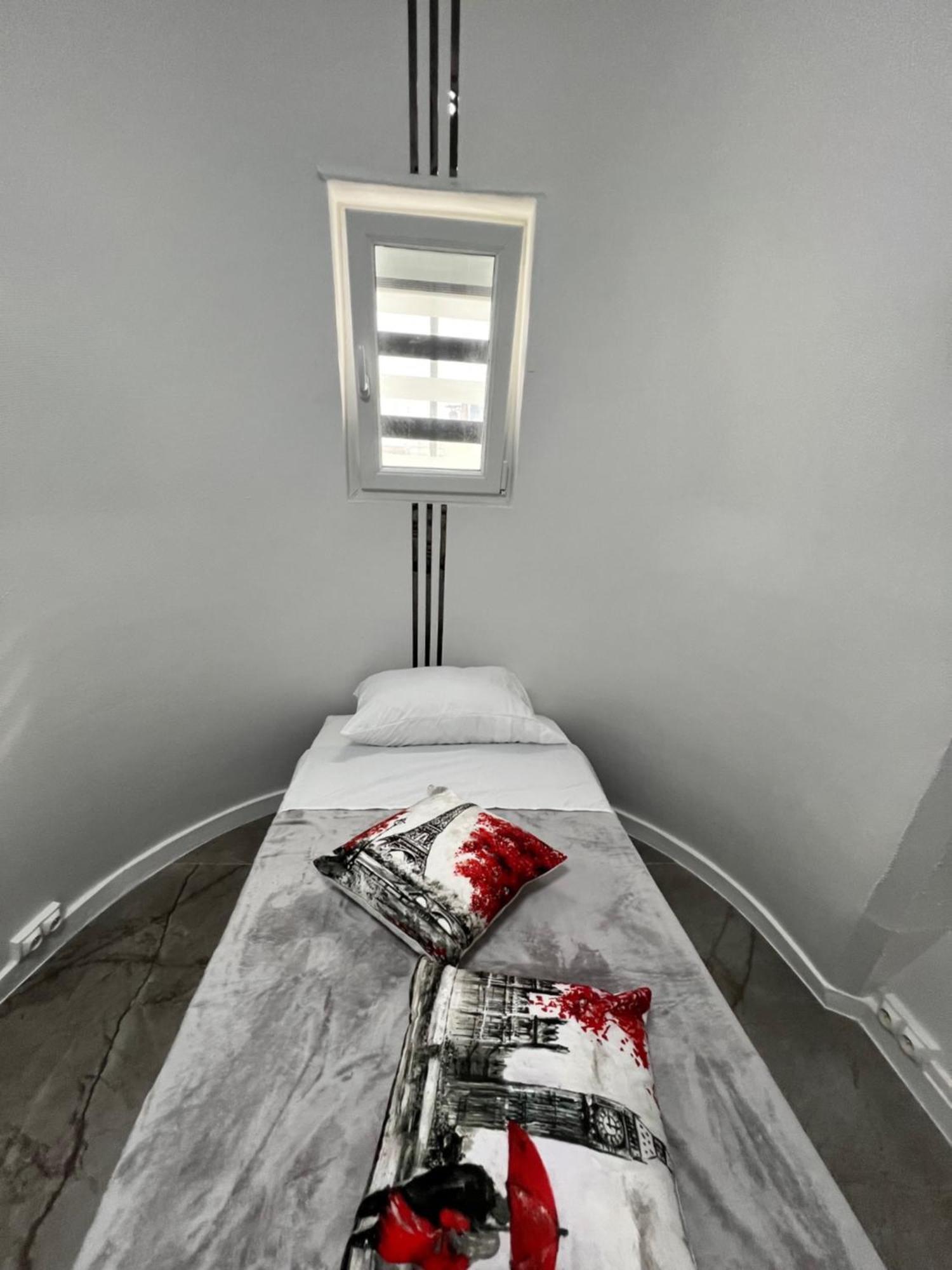 Paris Bastille Bercy Gare De Lyon Chambre Climatisee 9M2 Ideal 1 Pers ,Max 2 Pers Extérieur photo